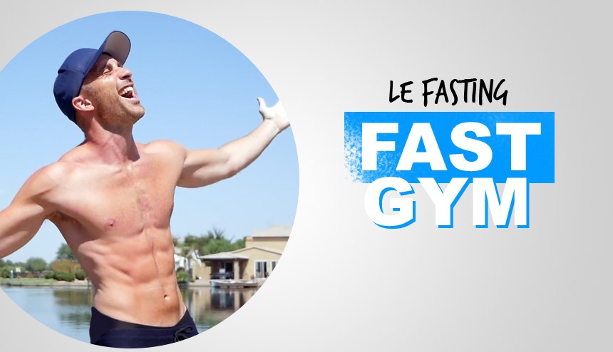Le Fasting FastGym : JB, bras ouverts, au bord d’un lac